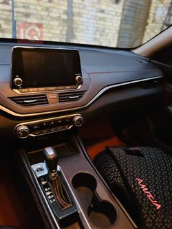 نيسان ألتيما